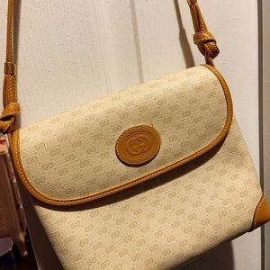 GUCCI CROSS BODY BAG